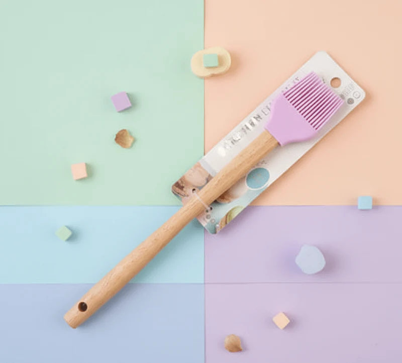 Silicone Oil Brush with Wooden Handle